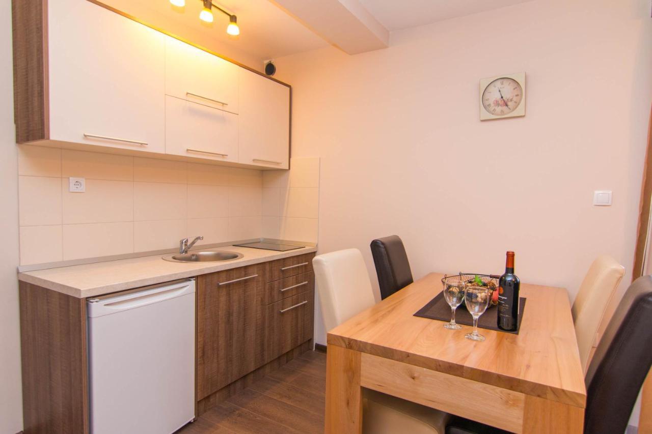 מיטרובאץ Apartmani Suncani Breg Tara מראה חיצוני תמונה